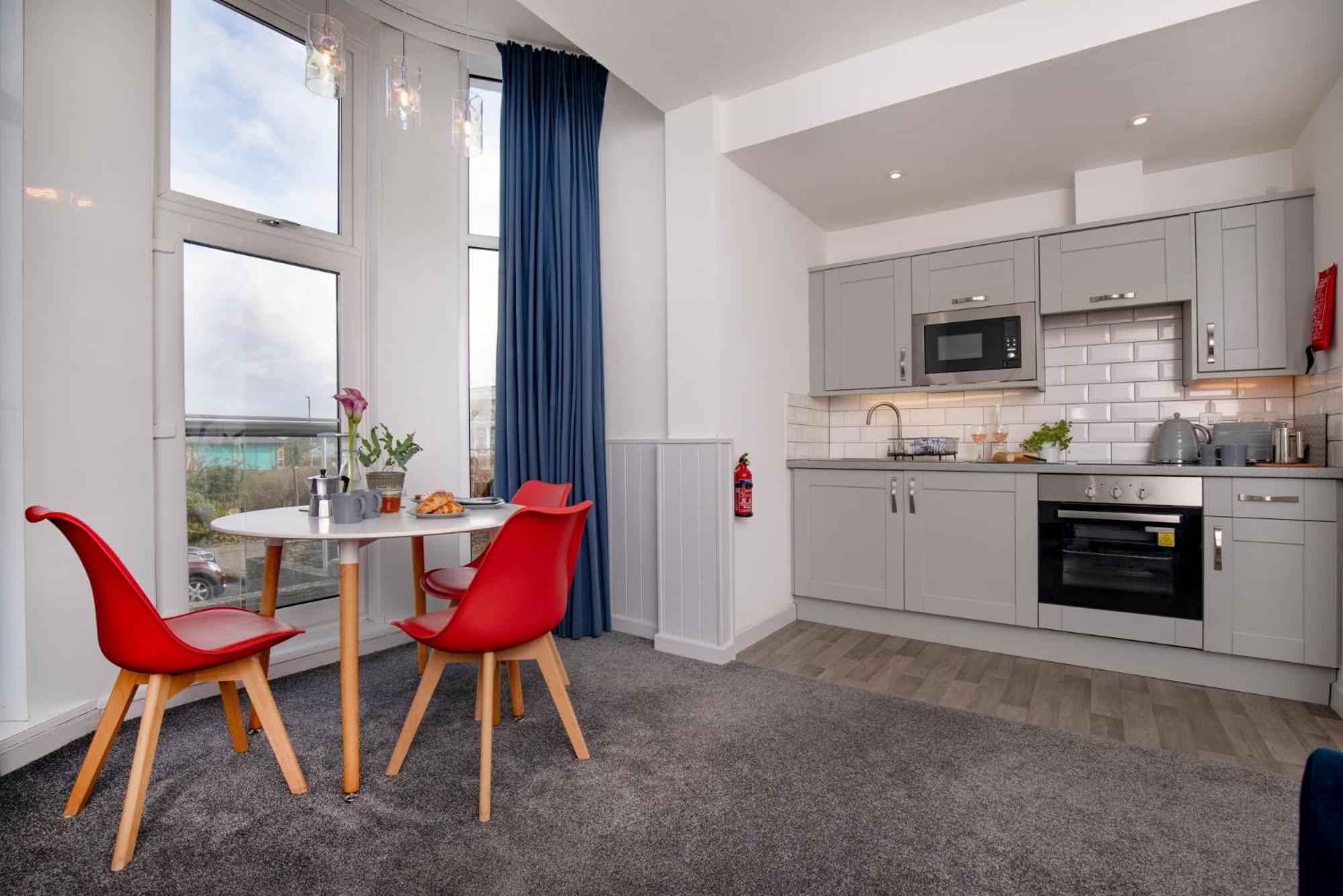 Sunnybeach Holiday Apartments ペイントン エクステリア 写真