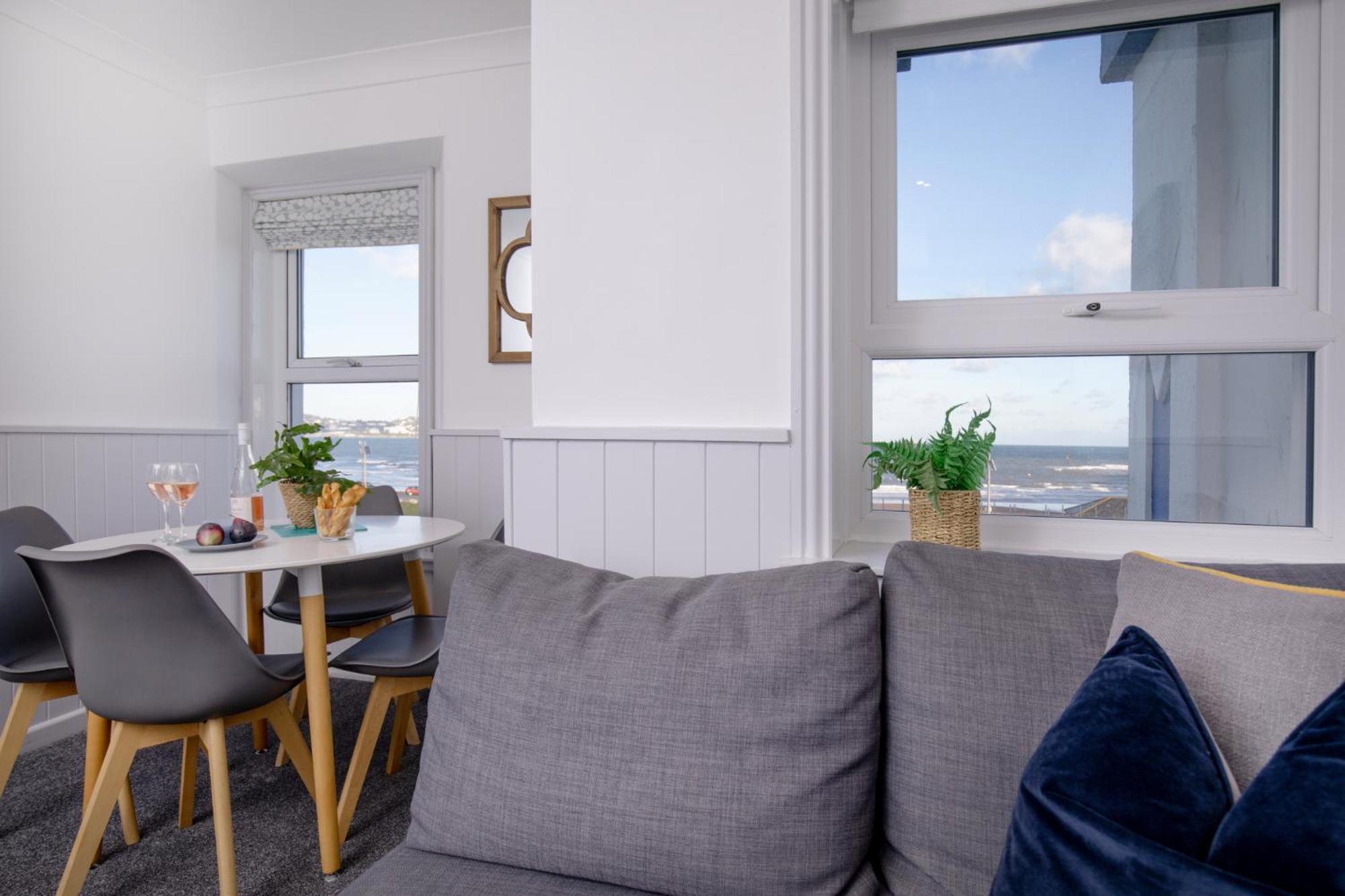 Sunnybeach Holiday Apartments ペイントン エクステリア 写真